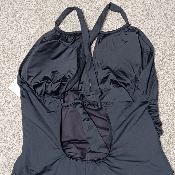 La Blanca Mio High Neckline Swimsuit - Picture 8 of 9